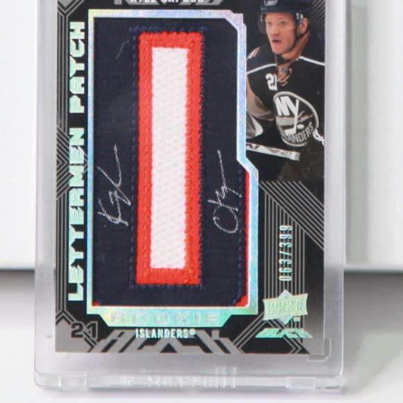 Kyle Okposo Autograph UD Black Lettermen Patch Hockey Card 2008/09 *Rookie Card* - Picture 4 of 4